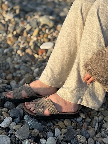 39 Beden Kadın Deri Yazlık Plaj Terliği