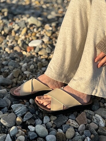 39 Beden ten rengi Renk Kadın Deri Yazlık Plaj Terliği