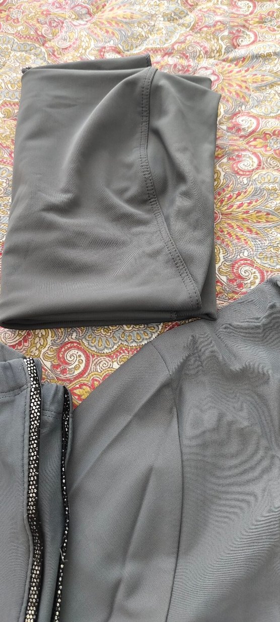 Gri Uzun Drapeli Kadın hasema - Görsel 3