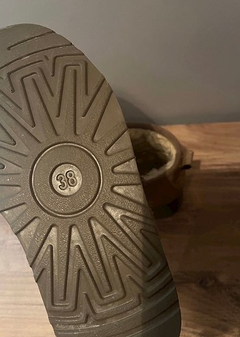 38 Beden kahverengi Renk Ugg Kahverengi Bot