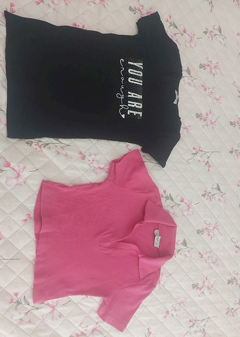 Kızlar için V Yaka Kısa Kollu Pembe Tişört