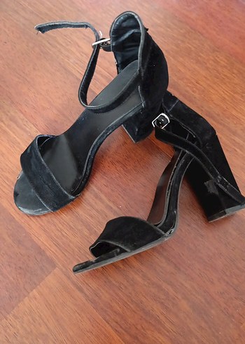 Beyaz Stiletto Topuklu Kadın Ayakkabı - Görsel 6