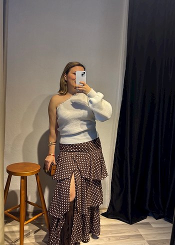 İnce Örgü Beyaz Tek Omuz Kazak - Görsel 4