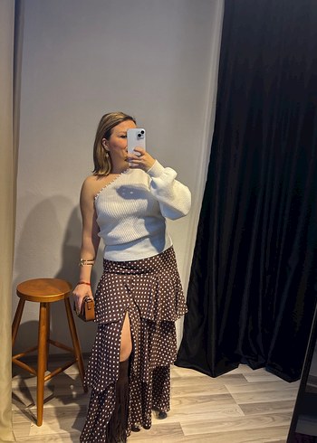 İnce Örgü Beyaz Tek Omuz Kazak - Görsel 8