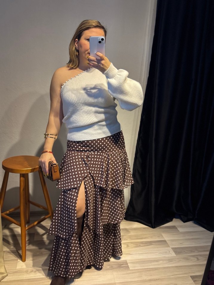 İnce Örgü Beyaz Tek Omuz Kazak - Görsel 5