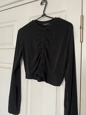 trendyol siyah büzgülü crop