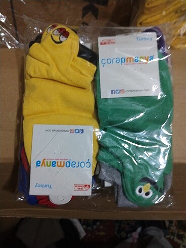 Emoji çorap