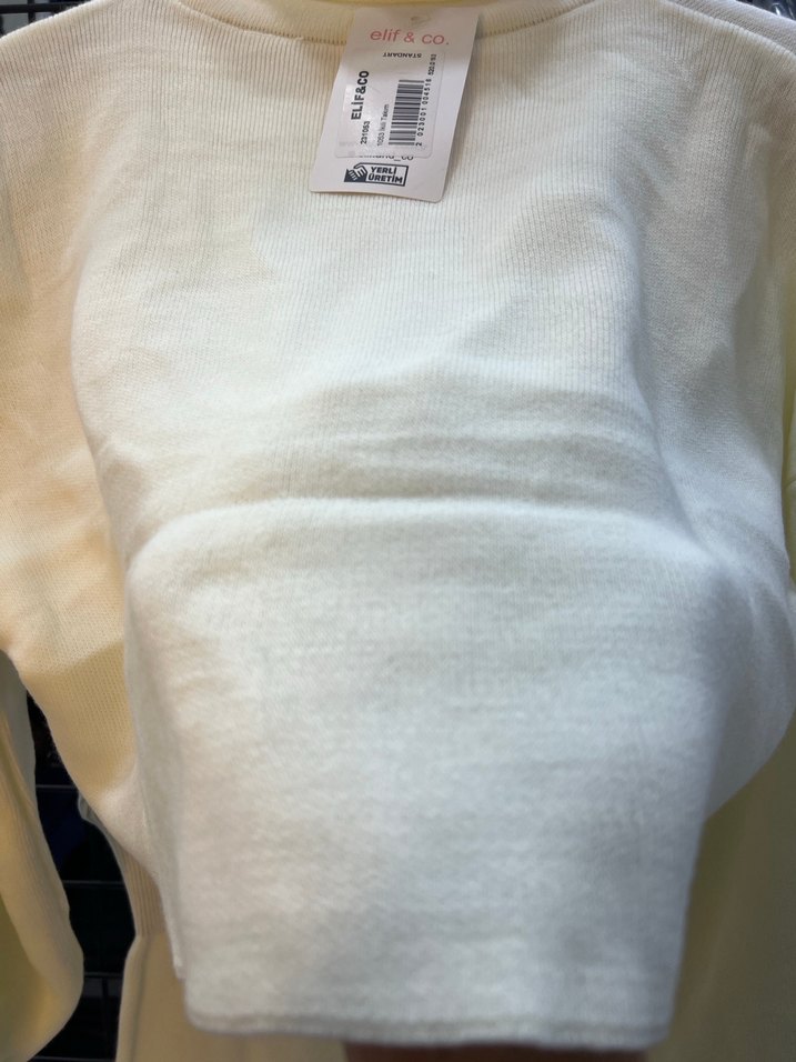 Beyaz Örgü Yüksek Yakalı Kadın Tulum - Görsel 4