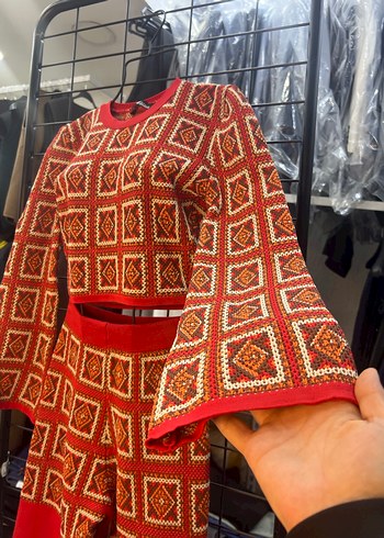 Kadın Kırmızı Örgü Desenli Uzun Kollu Tulum - Görsel 2