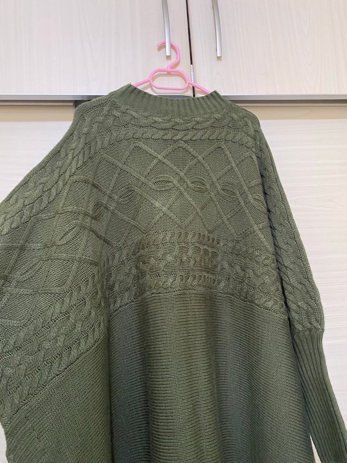 Uzun Kollu Boğazlı Örgü Kadın Kazak - Görsel 3