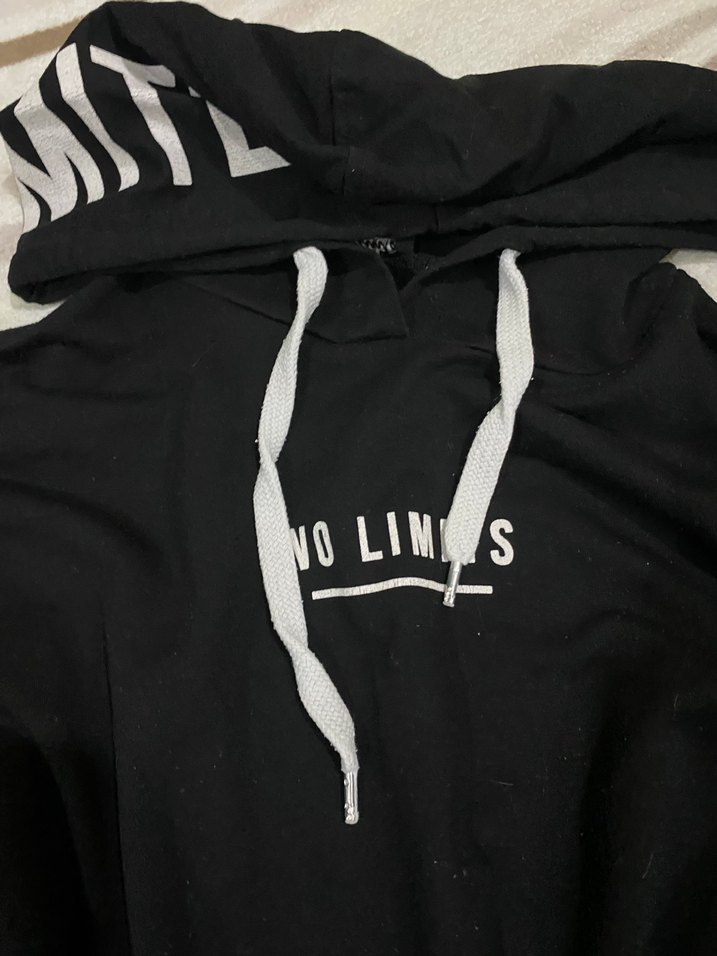 Siyah Kapüşonlu Kadın Sweatshirt - Görsel 2