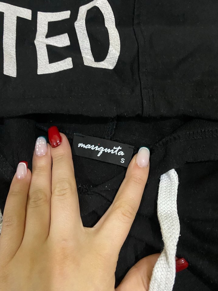 Siyah Kapüşonlu Kadın Sweatshirt - Görsel 3