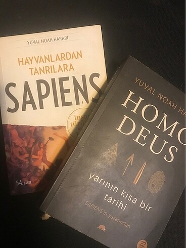 Sapiens ve Homo Deus iki kitap
