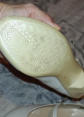 Beyaz Tokalı Kız Çocuk Babet - Görsel 6