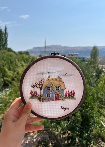 Ikea Mavi Nakışlı Ev Motifli Duvar Süsü