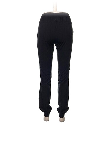 34 Beden H&M Düz Kesim %70 İndirimli.