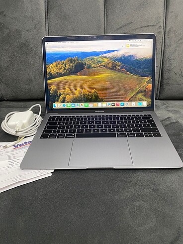 2019 RETİNA EKRAN MACBOOK AİR TEMİZ LAPTOP