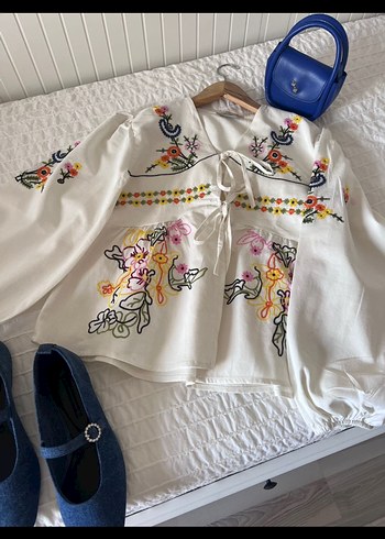 s Beden Nakışlı Bohem Beyaz Mini Bluz