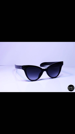 Siyah cat eye gunes gozlugu
