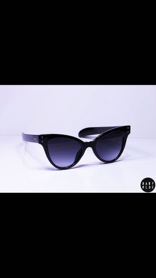 Diğer Siyah cat eye gunes gozlugu
