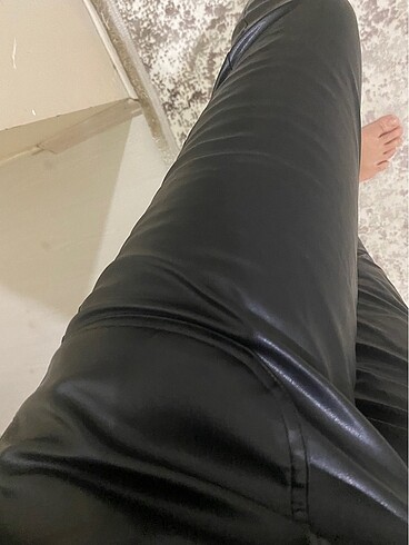 Kadın deri pantolon - Görsel 2