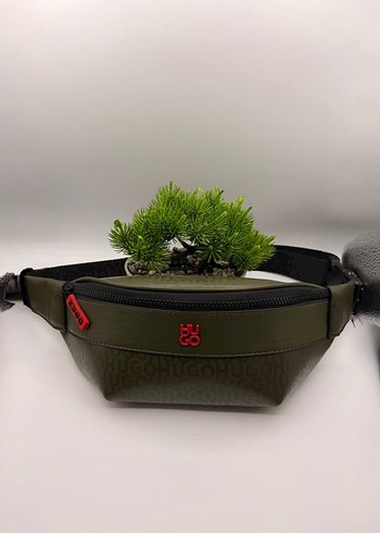 Hugo Boss Bel Çantaları