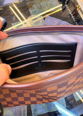 Louis Vuitton Louis Vuitton Clutch