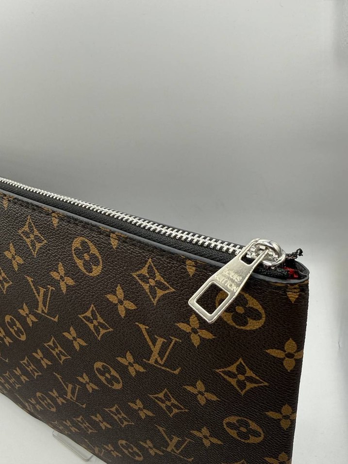 Louis Vuitton Clutch Çanta — görsel 9/11