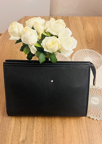 Mont Blanc clutch