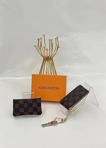 Louis Vuitton Louis Vuitton mini cüzdan.