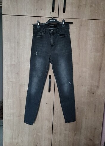 LCW Waikiki jean