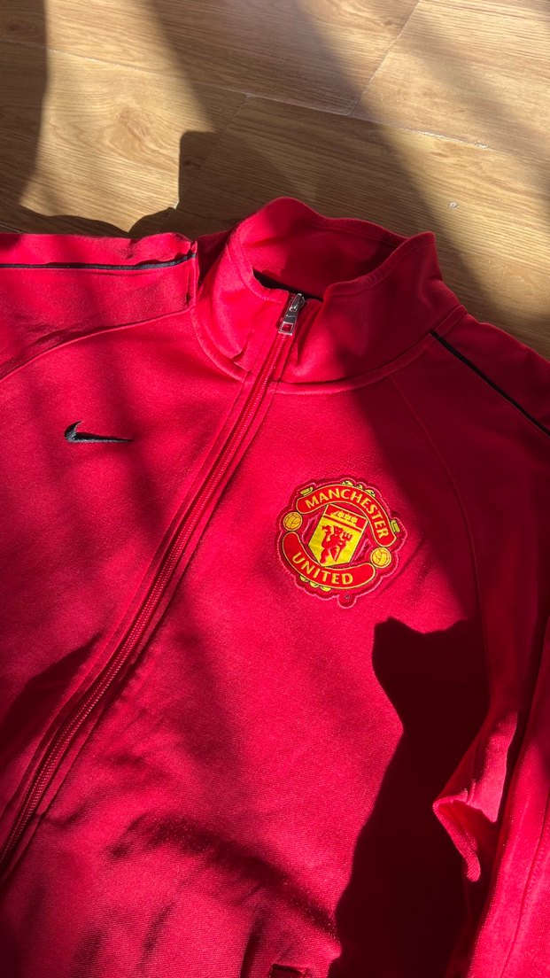 Orijinal Nike x Manchester United Ceket - Görsel 3