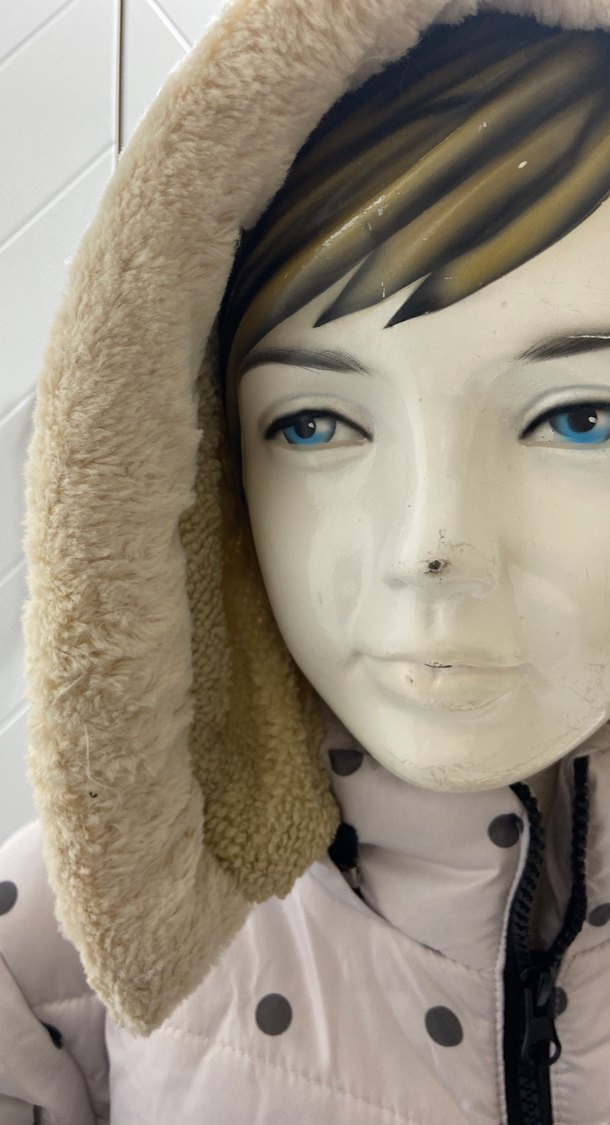 Kız Çocuk Beyaz Puantiyeli beli büzgülü kürklü Mont - Görsel 3