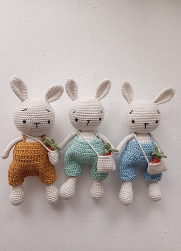 Tavşan Amigurumi Oyuncak 