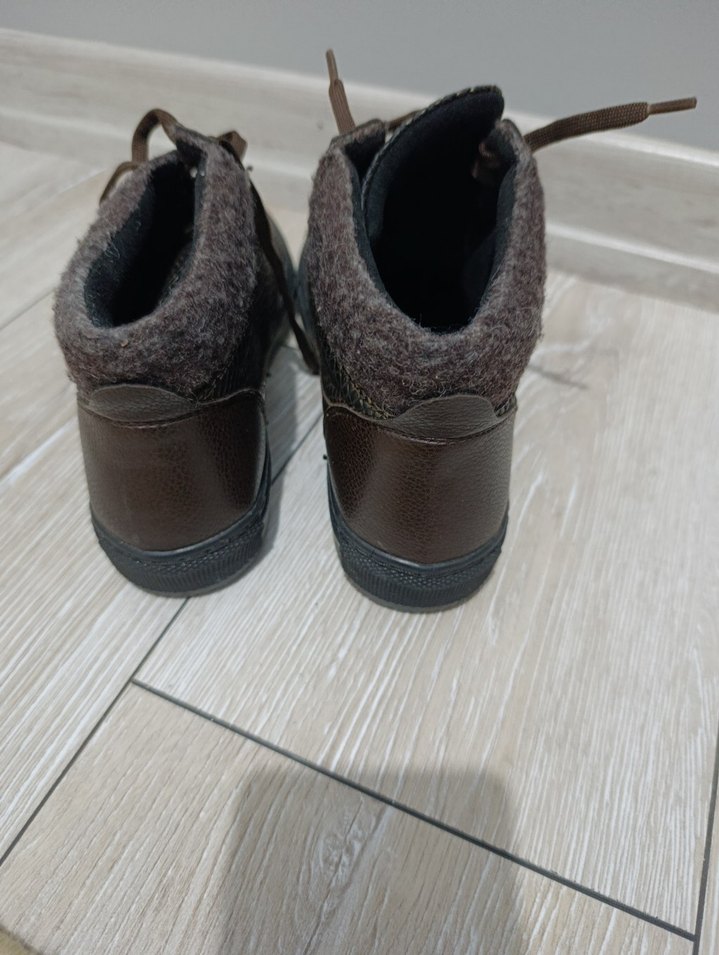 kahverengi kısa bot - Görsel 5