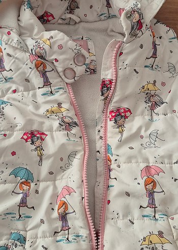 Kız Çocuk Kapüşonlu Baskılı Yelek - Görsel 2