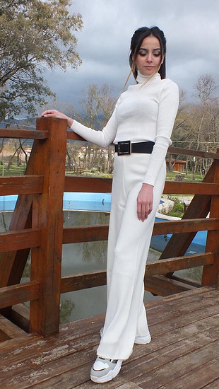 Beyaz triko pantolon 