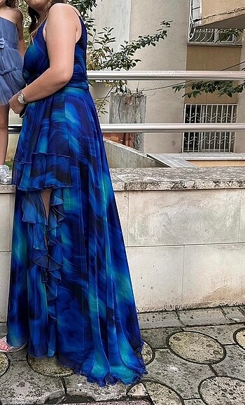 46 Beden Carmen Saks Mavisi Abiye