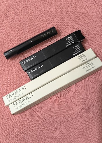 Farmasi Siyah Göz Kalemi ve Eyeliner