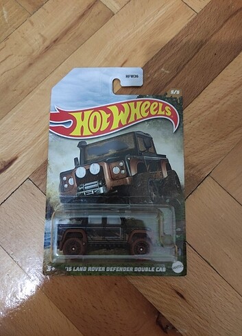 hot wheels land rover defender