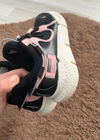 Siyah-Pembe lastik Bağcıklı çocuk Spor Ayakkabı - Görsel 4