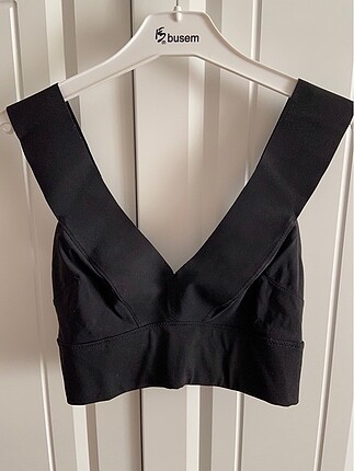H&M bikini üstü