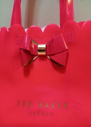 Beden pembe Renk Orjinal Ted Baker marka pembe kol çantası