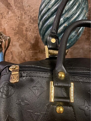 Beden siyah Renk Louis Vuitton kol çantası