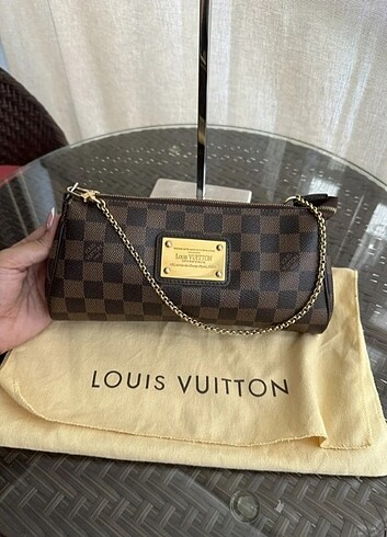 Louis Vuitton Eva Damier 