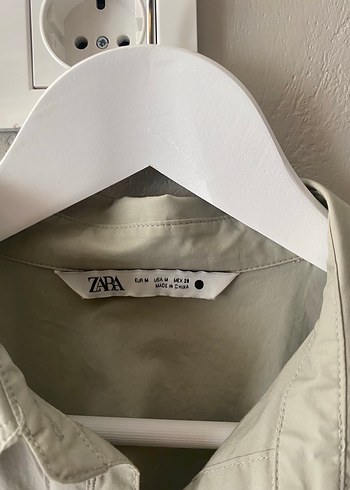 Zara Bej Kemerli Uzun Kollu Gömlek