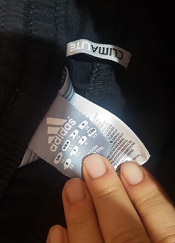 36 Beden siyah Renk Adidas eşofman