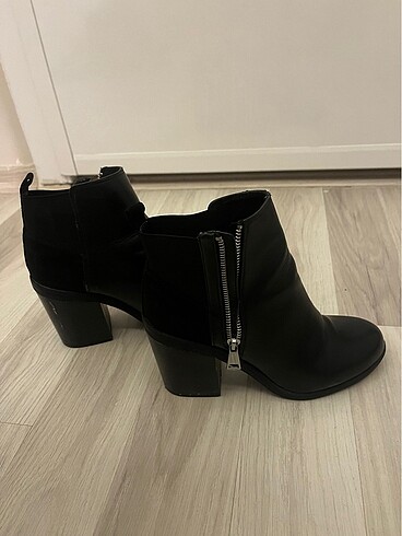 Bershka topuklu