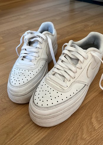 Nike Beyaz Kadın Platformlu Spor Ayakkabı