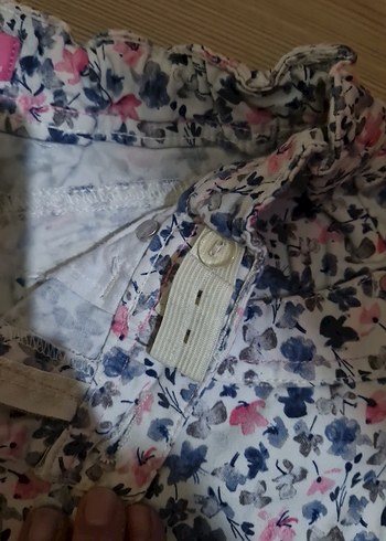 Çiçek Desenli Gri Bol Kesim Kız Pantolon - Görsel 3